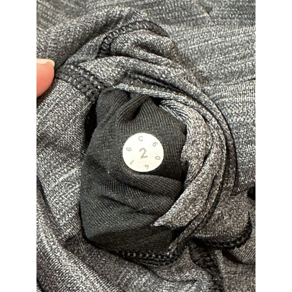 Lululemon Girls Size 2 Leggings Style Dot C60416 Gray - Picture 9 of 9